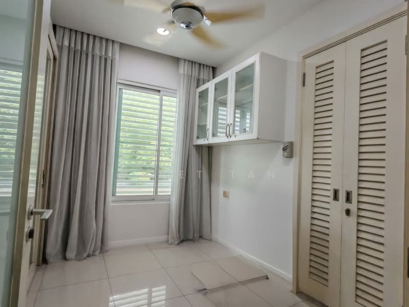 Townhouse for Sale in Putra Heights (Subang Jaya) - Janet Tan - Bedroom 4 - PropertyGuru.com.my