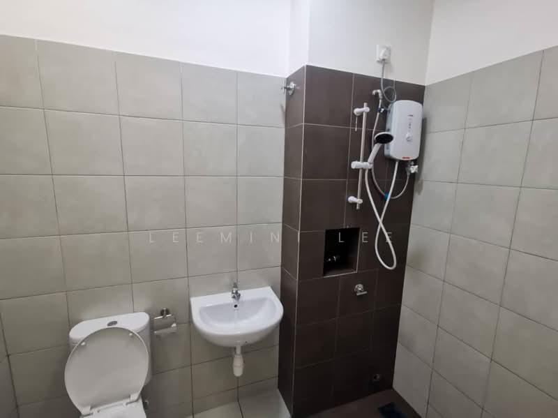 2-storey Terraced House for Rent in Rawang (Selangor) - Leemini Lee - Bathroom - PropertyGuru.com.my