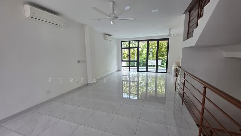 Rumah Teres 4 Tingkat untuk Disewa di Taman Tun Dr Ismail (Kuala Lumpur) - Ferdaus Johar - Living Room - PropertyGuru.com.my
