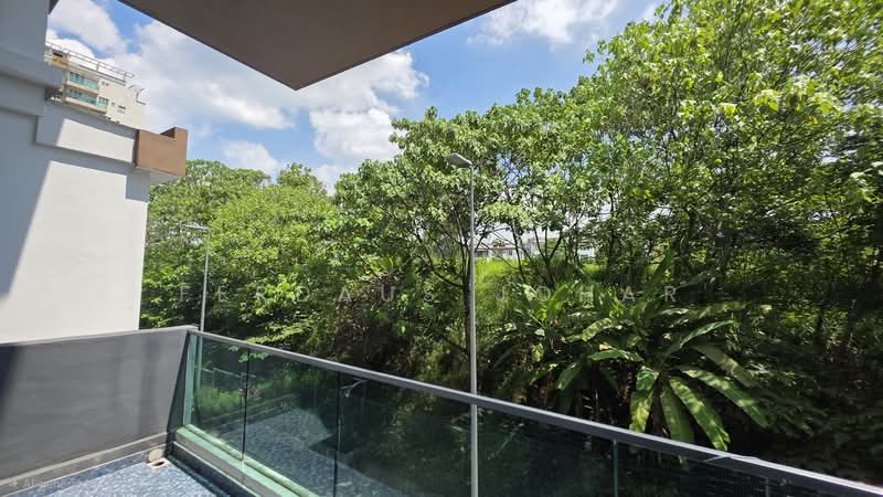 Rumah Teres 4 Tingkat untuk Disewa di Taman Tun Dr Ismail (Kuala Lumpur) - Ferdaus Johar - Balcony - PropertyGuru.com.my