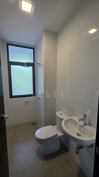 Rumah Teres 4 Tingkat untuk Disewa di Taman Tun Dr Ismail (Kuala Lumpur) - Ferdaus Johar - Bathroom - PropertyGuru.com.my