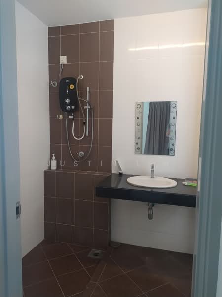 2-storey Terraced House for Rent in Seremban 2 (Negeri Sembilan) - Justin Lew - Bathroom - PropertyGuru.com.my