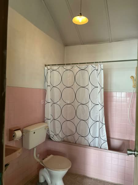 Rumah Teres 2 Tingkat untuk Dijual di SS15 (Subang Jaya) - Sean Lo - Bathroom - PropertyGuru.com.my