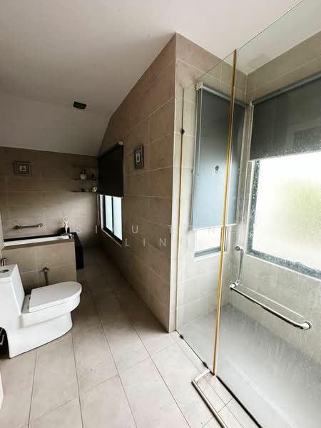 Rumah Berkembar untuk Disewa di Gelang Patah (Johor) - Siau Tong Ling - Bathroom - PropertyGuru.com.my