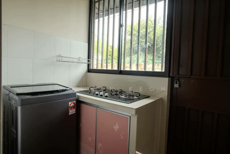 2-storey Terraced House for Sale in Taman Genting Emas (Balik Pulau) - Calvin Keoh - Kitchen - PropertyGuru.com.my