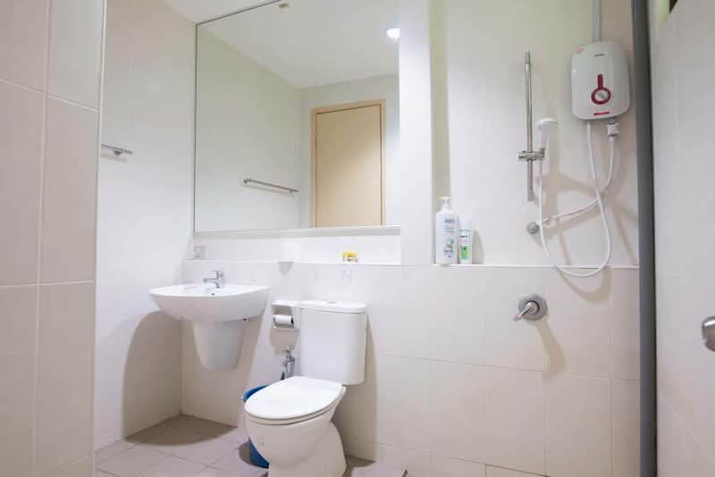 2-storey Terraced House for Sale in Taman Genting Emas (Balik Pulau) - Calvin Keoh - Bathroom - PropertyGuru.com.my