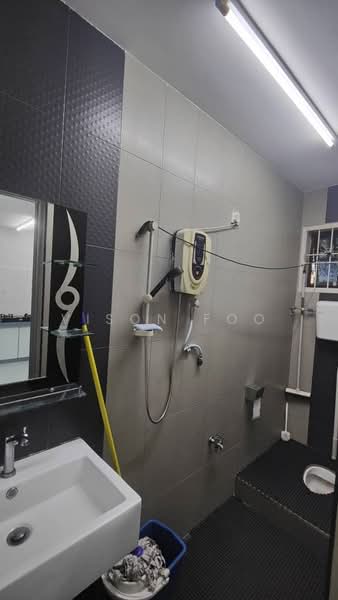 Rumah Teres 2 Tingkat untuk Disewa di Tebrau (Johor) - Vison Foo - Bathroom - PropertyGuru.com.my