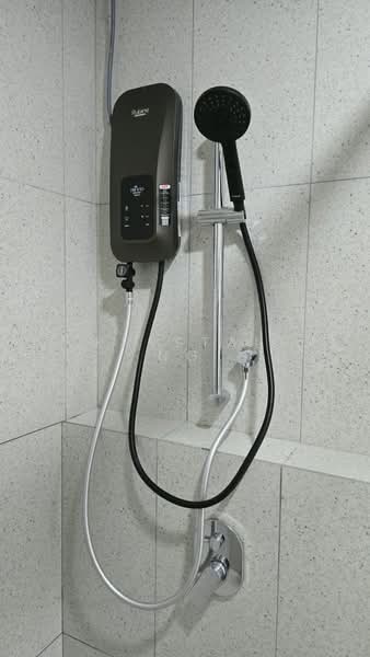 Service Residence for Sale at Alira @ Metropark Subang - Krystal Ng - Bathroom - PropertyGuru.com.my