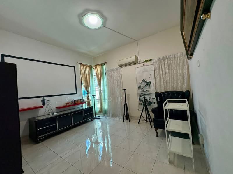 Banglo Pautan untuk Disewa di Austin Perdana (Tebrau) - Victor Lee - Living Room - PropertyGuru.com.my