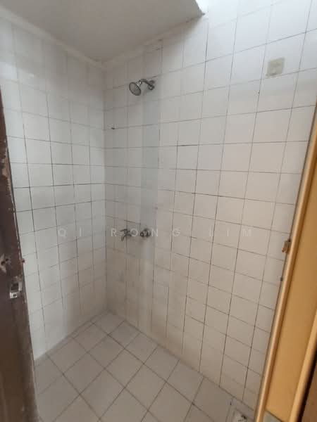 2-storey Terraced House for Rent in Taman Mutiara Bukit Kemuning (Shah Alam) - Qi Rong Lim - Bathroom - PropertyGuru.com.my