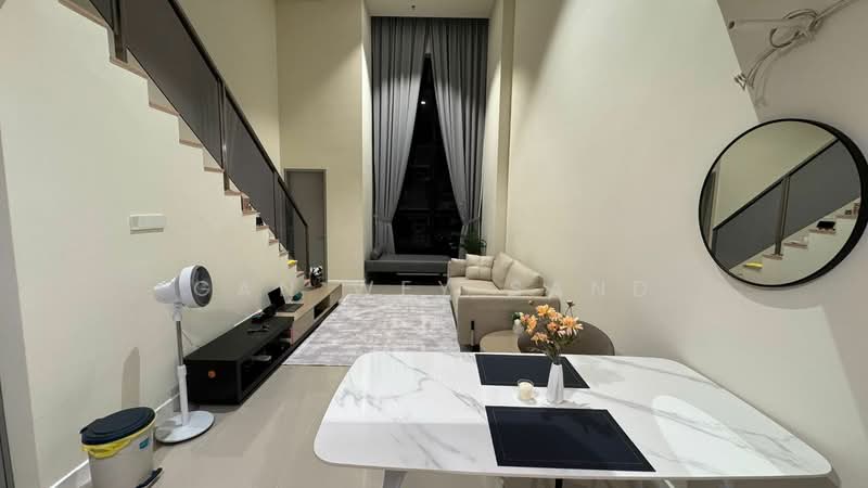 Servis Apartment untuk Disewa di 8th & Stellar - GAN WEY SAND - Living Room - PropertyGuru.com.my