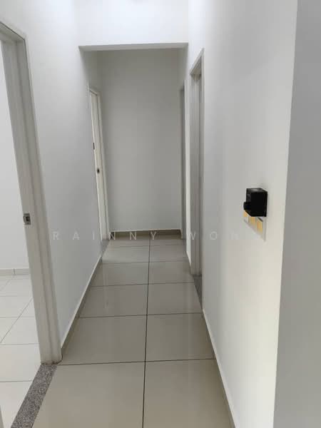 Kondominium untuk Disewa di i-Santorini - Rainny Wong - Corridor - PropertyGuru.com.my