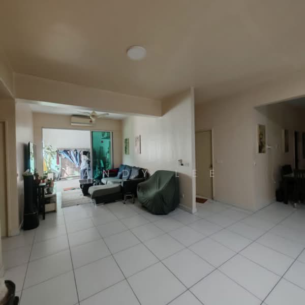 Kondominium untuk Dijual di Elit Heights @ Bayan City - Andy Lee - Living Room - PropertyGuru.com.my