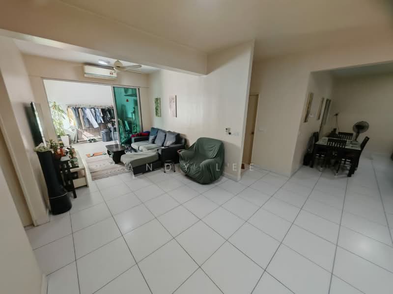 Kondominium untuk Dijual di Elit Heights @ Bayan City - Andy Lee - Living Room - PropertyGuru.com.my