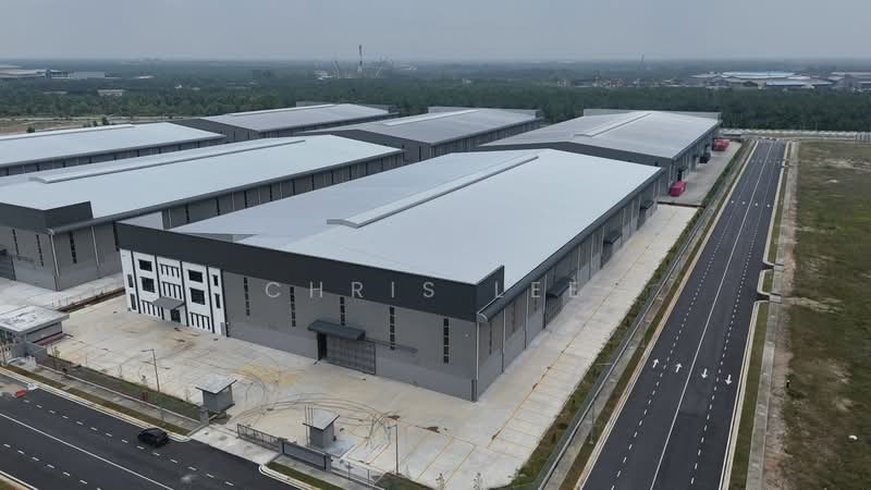 Detached Factory for Rent in Banting (Selangor) - Chris Lee - Exterior - PropertyGuru.com.my