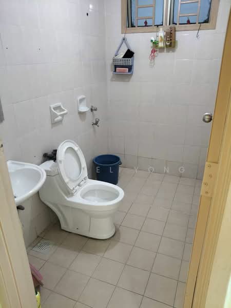 Service Residence for Sale at Nusa Perdana Apartment - Daniel Yong - Bathroom - PropertyGuru.com.my