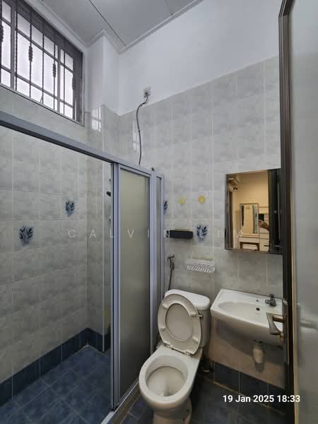 Rumah Teres 2 Tingkat untuk Dijual di Setia Alam (Selangor) - Calvin Lim - Bathroom - PropertyGuru.com.my