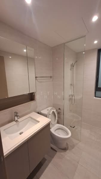 Servis Apartment untuk Disewa di Baron Residence @ Lake City - Matthew Chin - Bathroom - PropertyGuru.com.my
