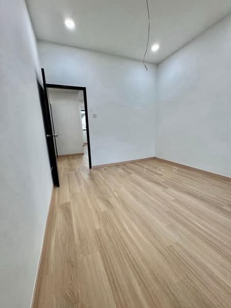 Rumah Teres 2 Tingkat untuk Dijual di Bandar Baru Permas Jaya - Venica For - PropertyGuru.com.my