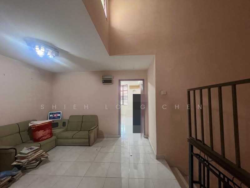 Rumah Teres 2 Tingkat untuk Dijual di Taman Megah (Pontian) - Shieh Long Chen - Living Room - PropertyGuru.com.my
