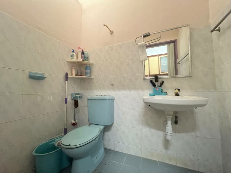 Rumah Teres 2 Tingkat untuk Dijual di Taman Megah (Pontian) - Shieh Long Chen - Bathroom - PropertyGuru.com.my