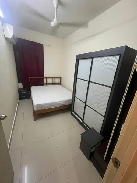 Kondominium untuk Disewa di Royal Domain Sri Putramas 2 - Leon Teh - Bedroom - PropertyGuru.com.my