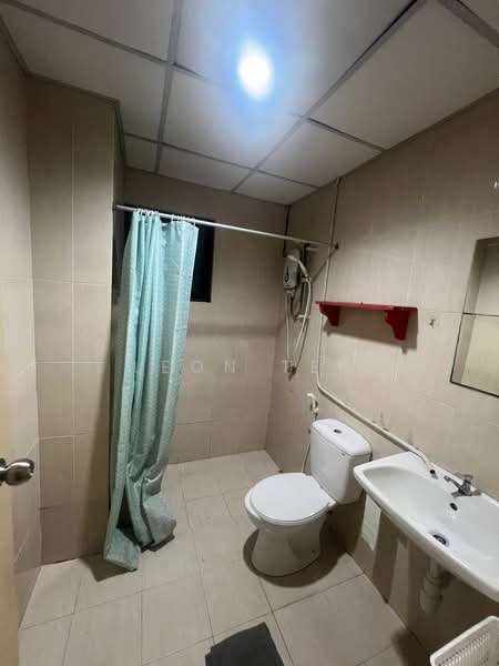 Kondominium untuk Disewa di Royal Domain Sri Putramas 2 - Leon Teh - Bathroom - PropertyGuru.com.my