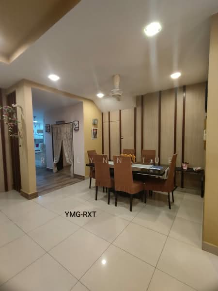 Semi-Detached House for Sale in Bandar Parklands (Klang) - Reilynn Tue - Dining Room - PropertyGuru.com.my