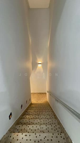 Semi-Detached House for Rent in Johor Bahru (Johor) - Johnson Tan - Corridor - PropertyGuru.com.my