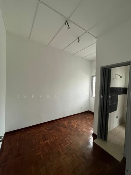Rumah Teres 2 Tingkat untuk Dijual di Saujana Utama (Selangor) - Jeffrey Zuree - Interior - PropertyGuru.com.my