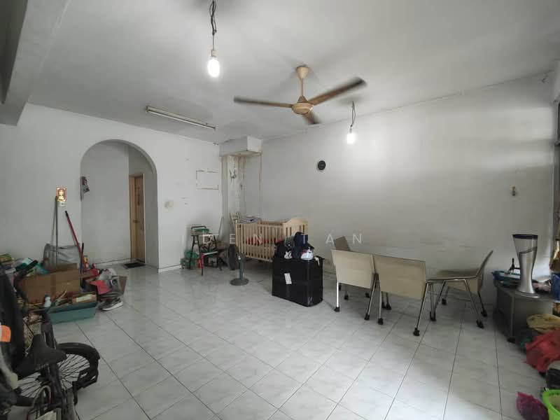 2-storey Terraced House for Sale in Bukit Indah (Iskandar Puteri (Nusajaya)) - Iden Tan - Living Room - PropertyGuru.com.my