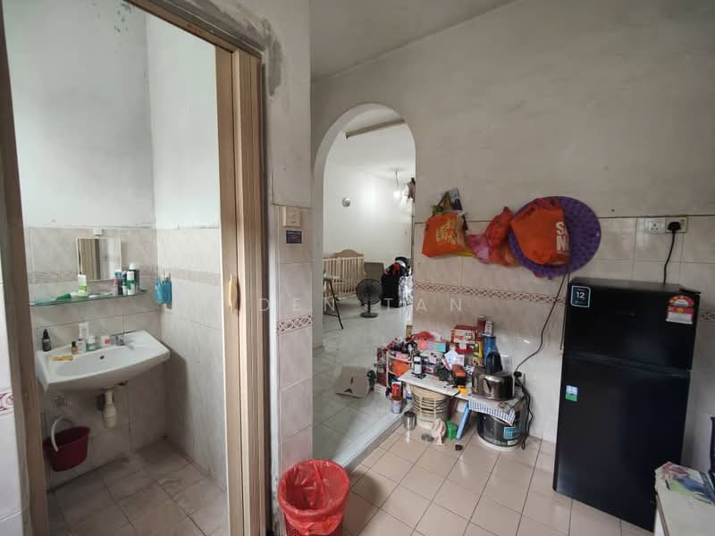 2-storey Terraced House for Sale in Bukit Indah (Iskandar Puteri (Nusajaya)) - Iden Tan - Bathroom - PropertyGuru.com.my