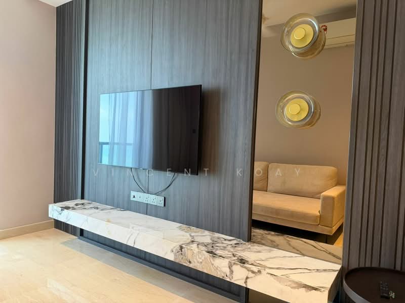 Servis Apartment untuk Disewa di Marriott Residence @ Gurney - Vincent Koay - Living Room - PropertyGuru.com.my