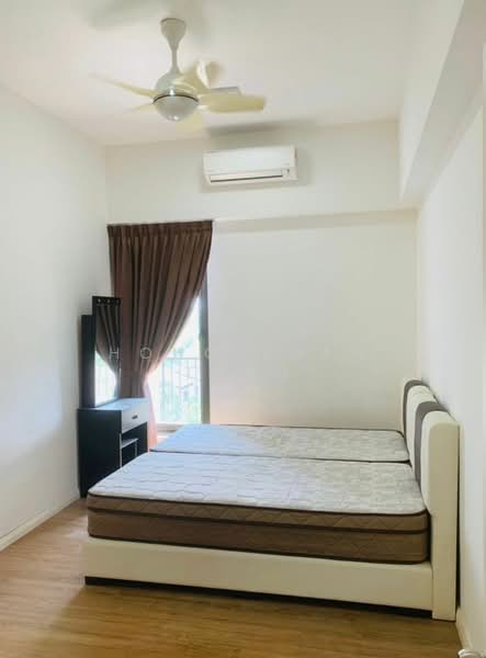 Rumah Berkembar untuk Disewa di Senibong (Permas Jaya) - Hong Xuan Tang - Bedroom - PropertyGuru.com.my