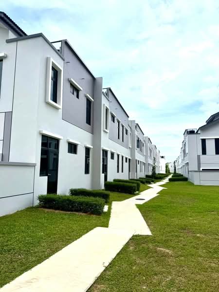 2-storey Terraced House for Sale in Setia Eco Cascadia (Tebrau) - Karl Lim - Exterior - PropertyGuru.com.my
