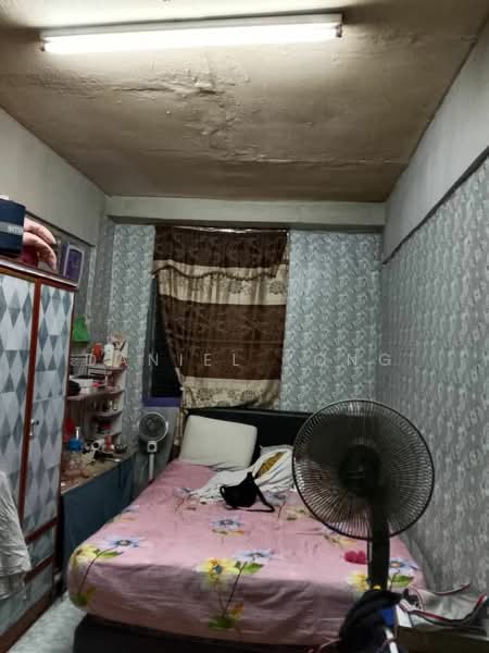 Flat for Sale at Taman Tan Sri Yaacob - Daniel Yong - Bedroom - PropertyGuru.com.my