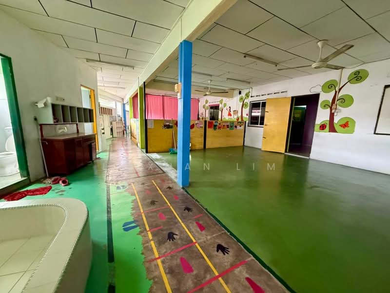 Rumah Teres 1 Tingkat untuk Dijual di Taman Malim Jaya (Bachang) - Li Xuan Lim - Corridor - PropertyGuru.com.my