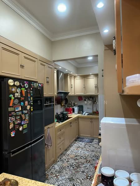 Condominium for Sale at Imperial Grande - Ashley Tan - Kitchen - PropertyGuru.com.my