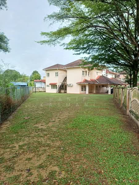 Rumah Berkembar untuk Dijual di Kota Damansara (Selangor) - Hanif Kasmani - Exterior - PropertyGuru.com.my