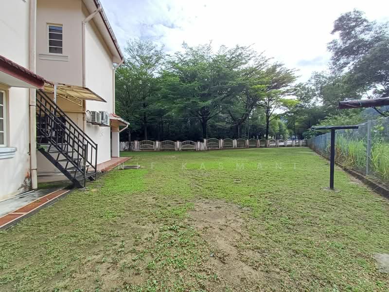 Rumah Berkembar untuk Dijual di Kota Damansara (Selangor) - Hanif Kasmani - Exterior - PropertyGuru.com.my
