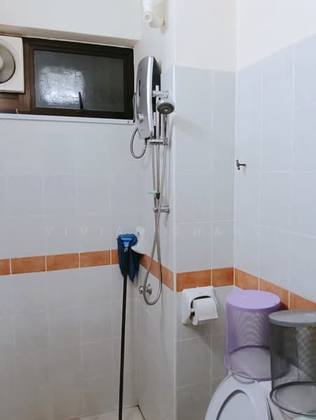 Kondominium untuk Disewa di Vistaria Condominium - Vivian Chang - Bathroom - PropertyGuru.com.my