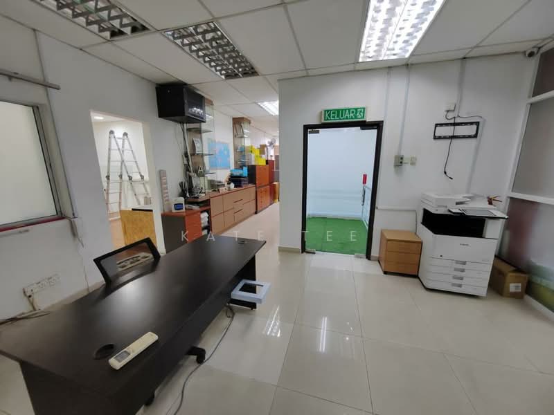 Factory for Sale in Senai (Kulai) - Kate Tee - Interior - PropertyGuru.com.my