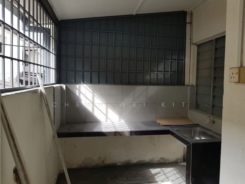Rumah Teres 2 Tingkat untuk Disewa di SS 20, Damansara Utama (Petaling Jaya) - Cheah Wei Kit - Balcony - PropertyGuru.com.my