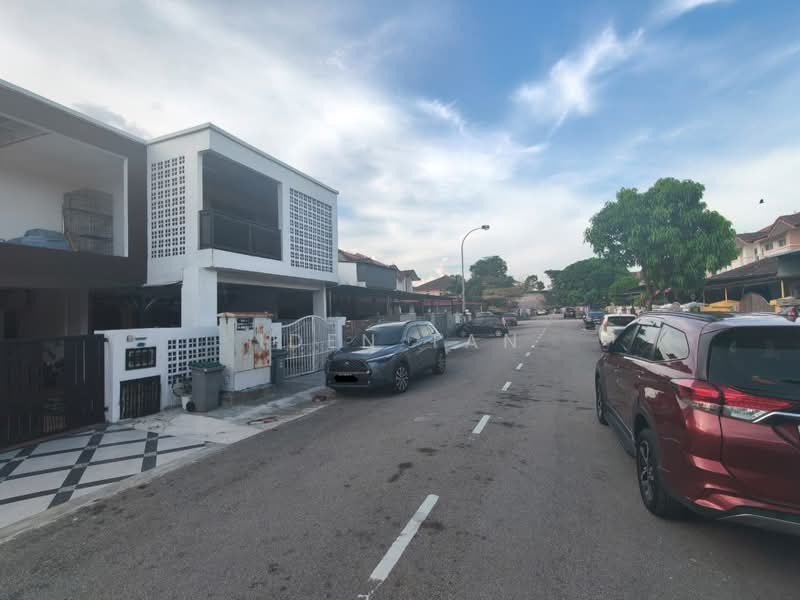 2-storey Terraced House for Sale in Mutiara Rini (Skudai) - Iden Tan - Exterior - PropertyGuru.com.my