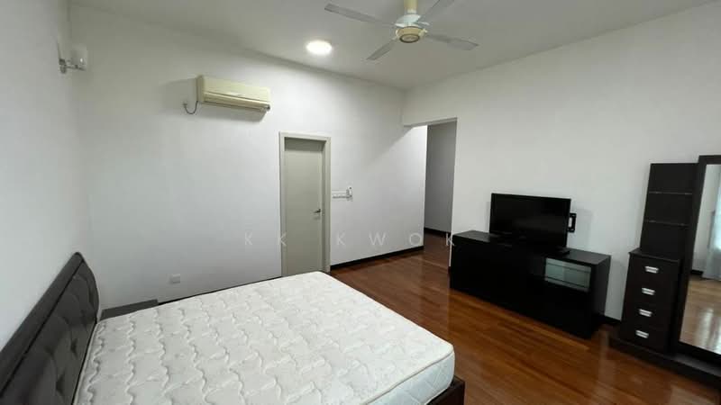 Condominium for Rent at BayStar Condominium - KK Kwok - Bedroom - PropertyGuru.com.my