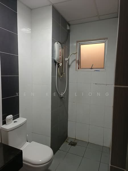 Condominium for Rent at The Wharf Residence - YEN KEE LIONG - Bathroom - PropertyGuru.com.my