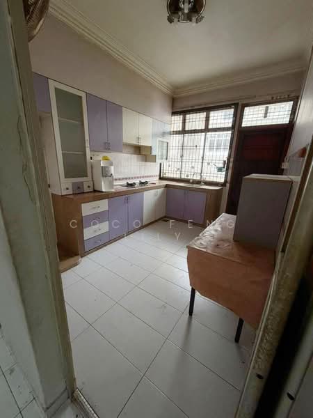 Rumah Teres 2 Tingkat untuk Dijual di Taman Setia Indah (Tebrau) - Coco Feng Lily - Kitchen - PropertyGuru.com.my