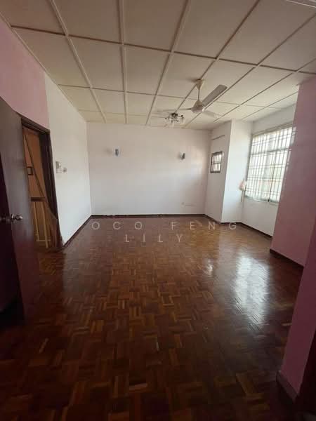 Rumah Teres 2 Tingkat untuk Dijual di Taman Setia Indah (Tebrau) - Coco Feng Lily - Living Room - PropertyGuru.com.my