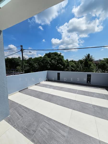 1-storey Terraced House for Sale in Taman Scientex Pasir Gudang (Pasir Gudang) - Venkat Desh - Balcony - PropertyGuru.com.my