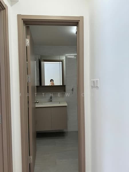 Servis Apartment untuk Disewa di Baron Residence @ Lake City - Matthew Chin - Bathroom - PropertyGuru.com.my